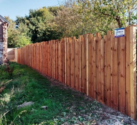 Installation d'une Clôture Bois à la Neuville Chant d'Oisel dans le 76 par Dolleans