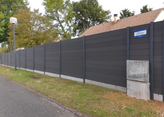 Modèle de clôture en treillis soudé vert avec remplissage en lames d'occultation bois à Rouen