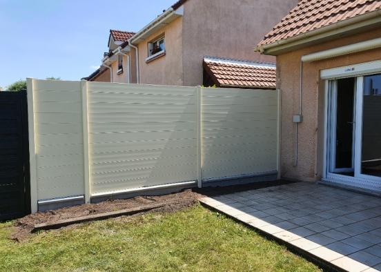 Clôture en lame Aluminium avec dalle de soubassement  à Gaillon et Vernon dans le 27