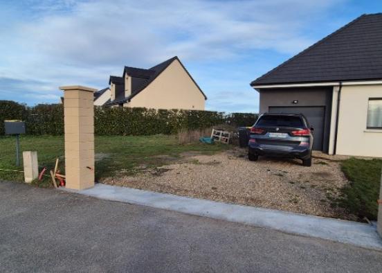 Portail KSM, clôture composite et piliers au Vieil-Évreux, 27 Portail KSM, clôture composite et piliers au Vieil-Évreux, 27